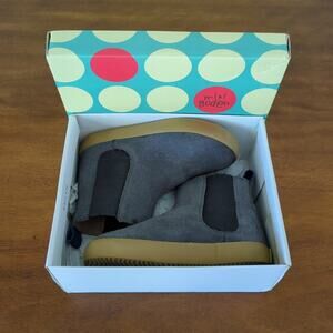 Mini Boden Grey Suede Chelsea Boots - Kids | Ankle boots| Size: euro 28 -  US 11